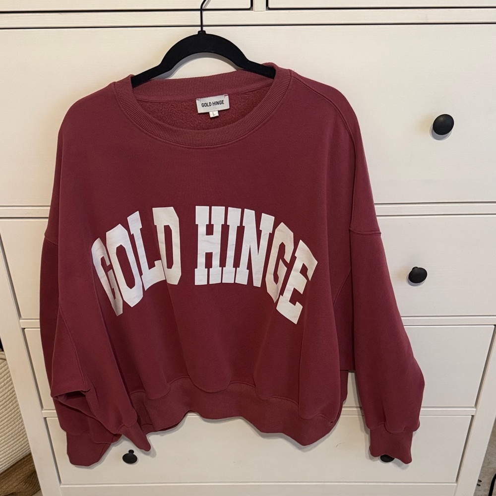 Gold Hinge Women's Burgundy Sweatshirt